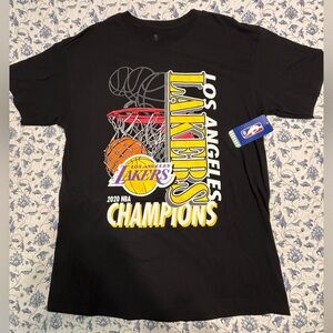 NBA Los Angeles Lakers Black and Yellow Champions 2020 T-Shirt size large